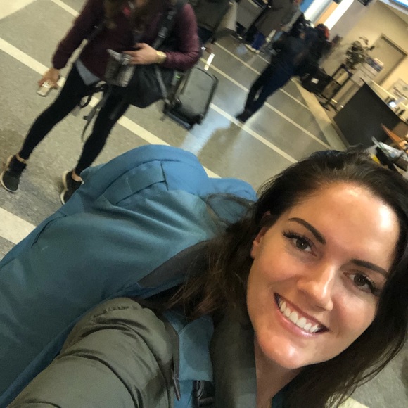 Hey! I'm Laura Max โจ - Picture 2 of 2